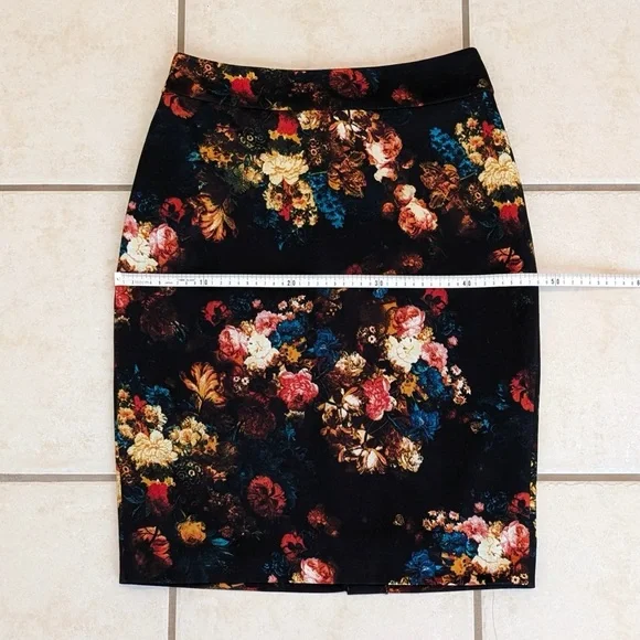 Size 10 Lined Floral Cynthia Rowley Black Pencil Skirt Maximalist Whimsical - Picture 6 of 12